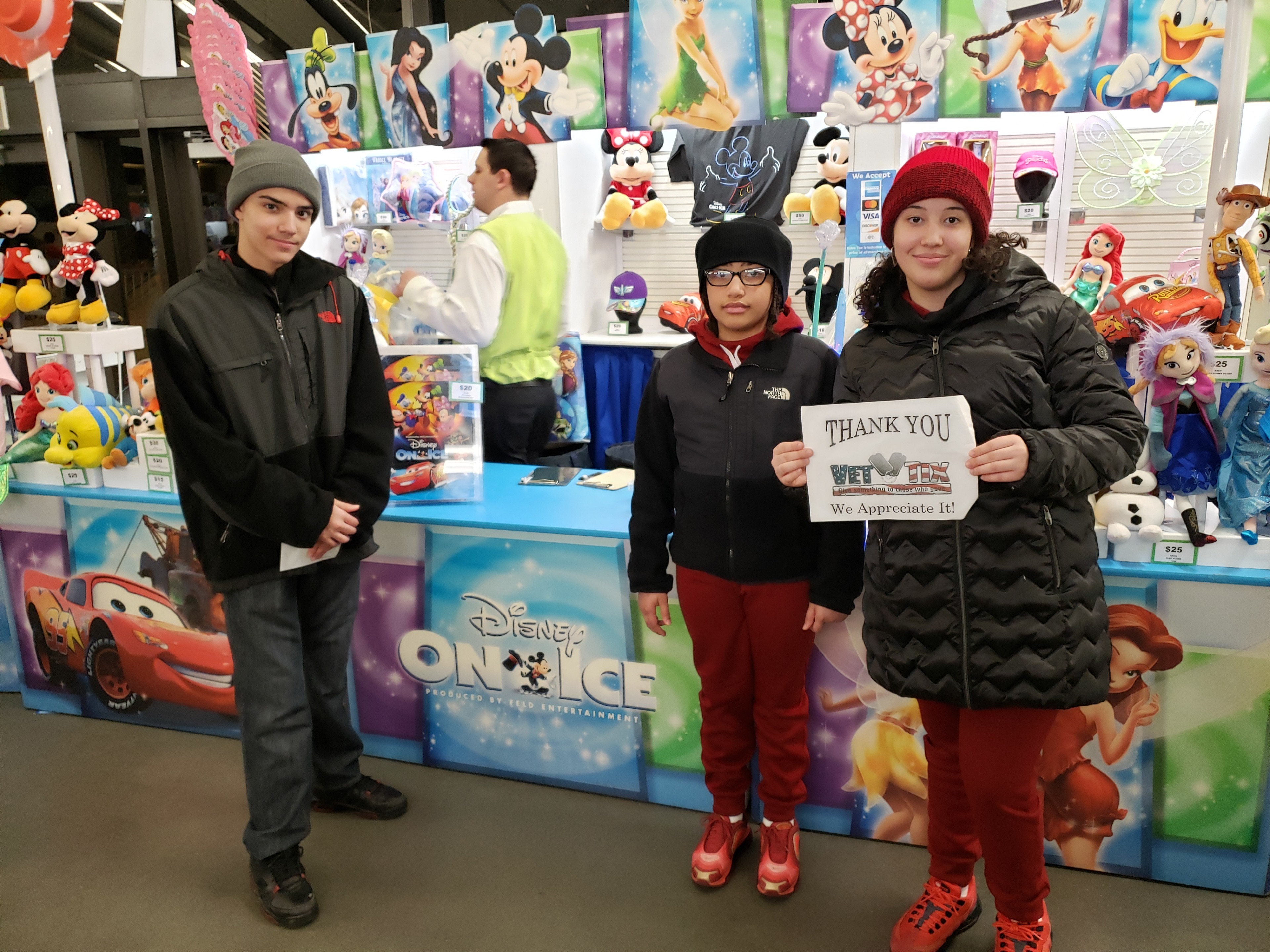 Disney on Ice: Worlds of Enchantment