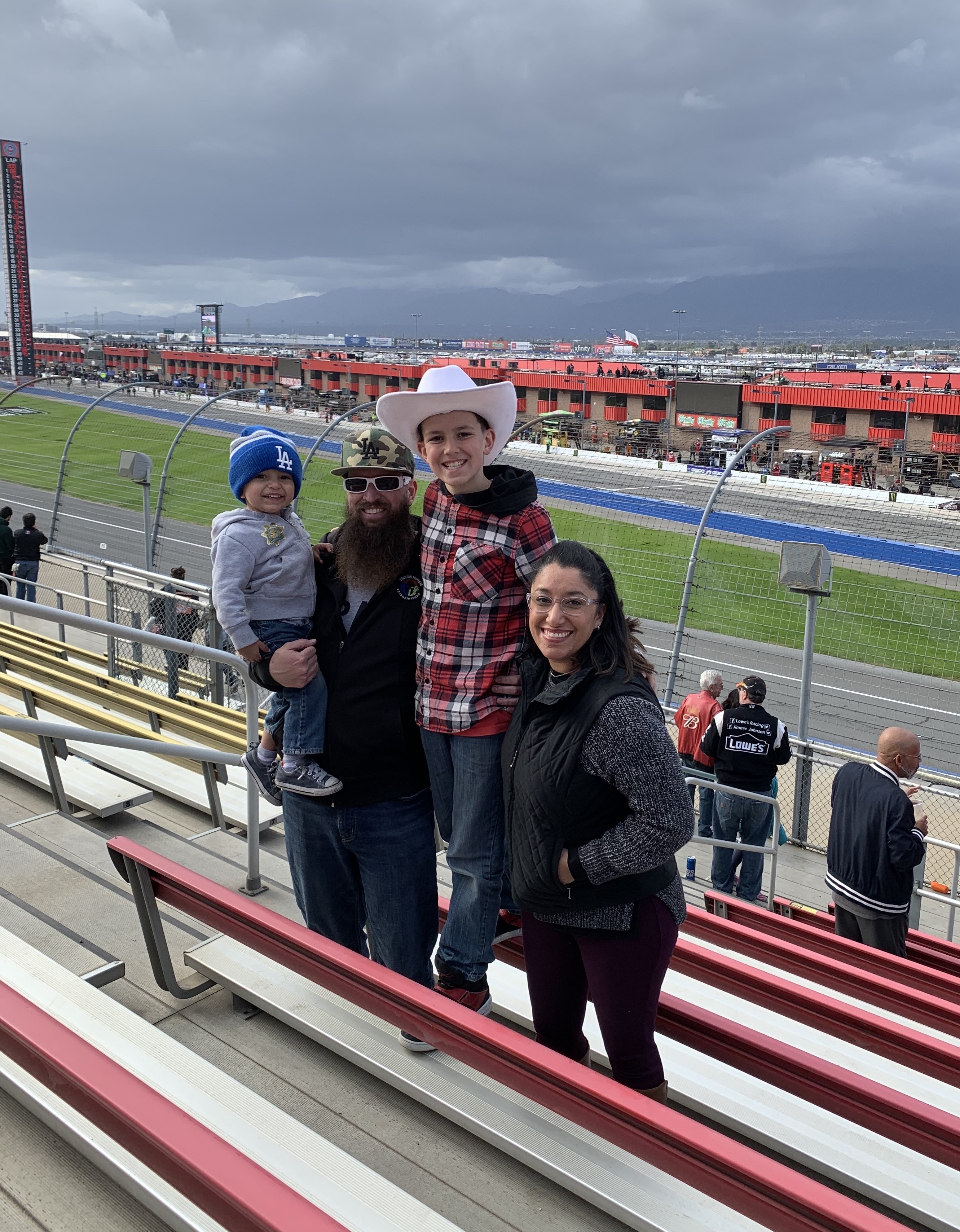 Auto Club 400 - NASCAR Cup Series