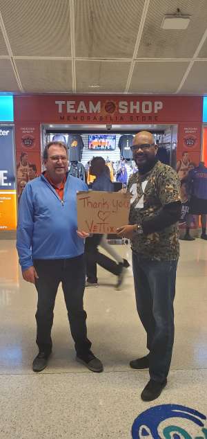 Phoenix Suns vs. Detroit Pistons - NBA