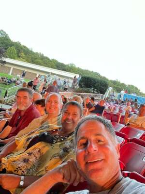 An Evening With Chicago and Their Greatest Hits