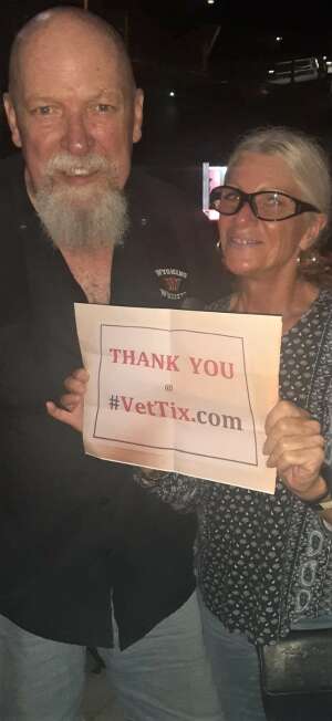 An Evening With Chicago and Their Greatest Hits