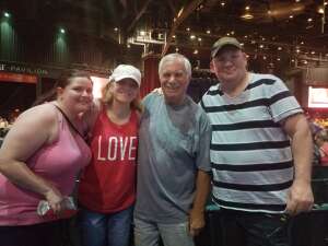 An Evening With Chicago and Their Greatest Hits