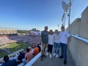 Auburn Tigers vs. Akron Zips - NCAA Football