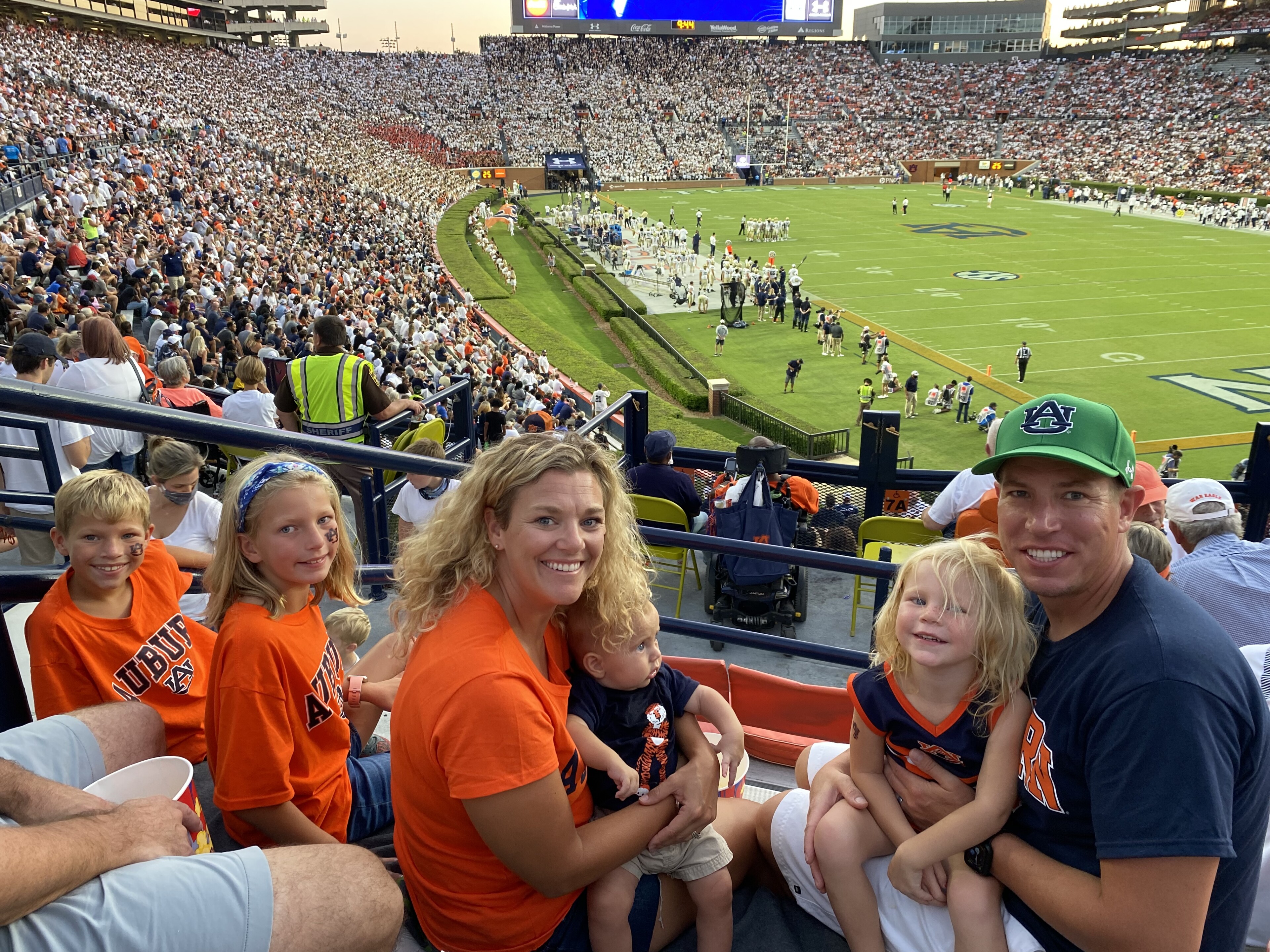 Auburn Tigers vs. Akron Zips - NCAA Football