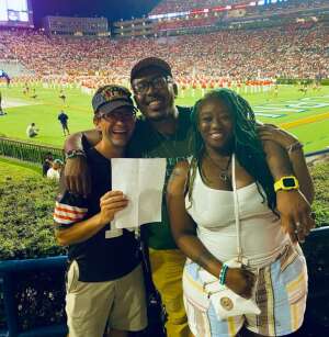 Auburn Tigers vs. Akron Zips - NCAA Football
