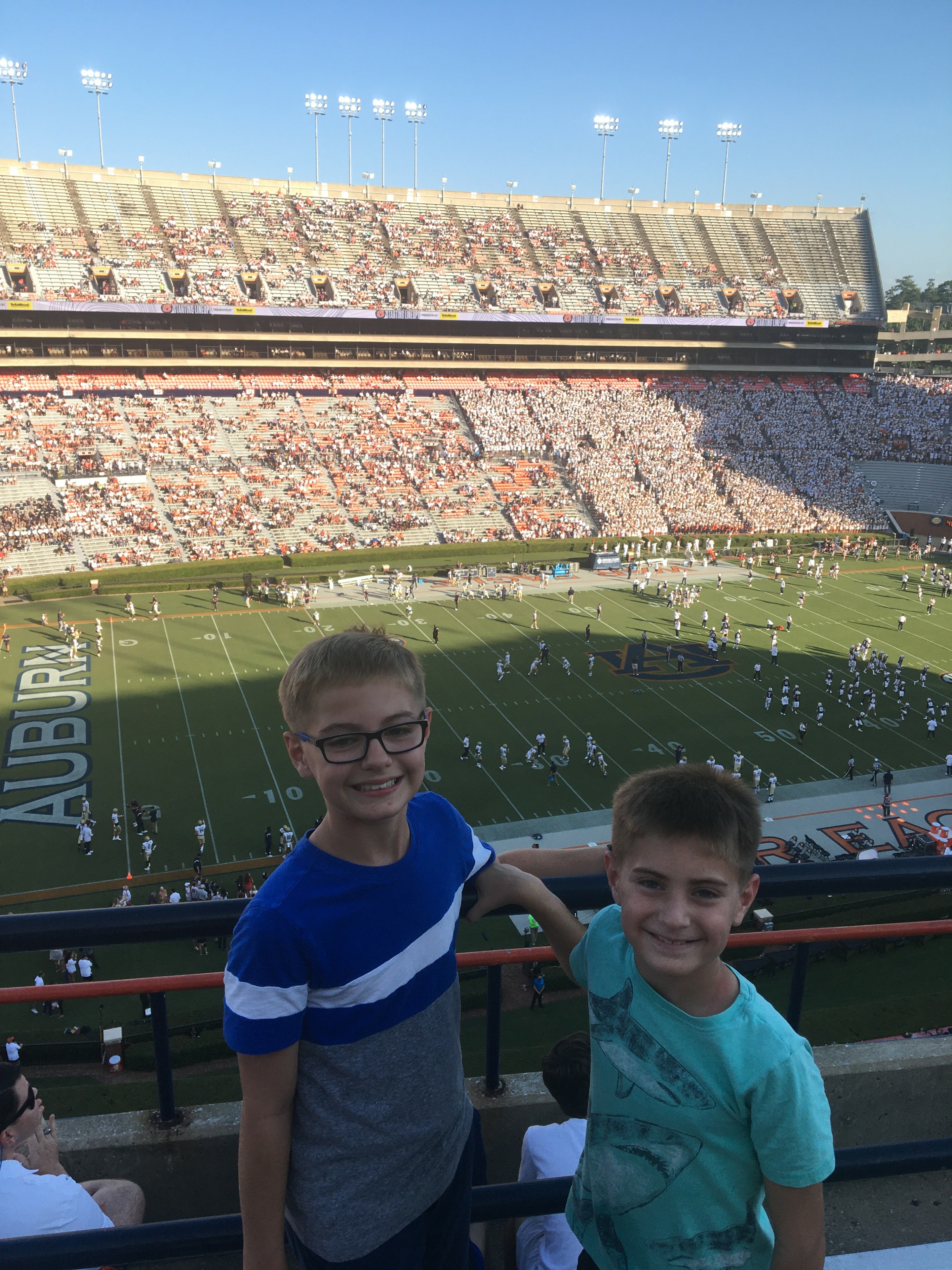 Auburn Tigers vs. Akron Zips - NCAA Football