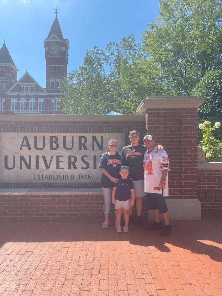 Auburn Tigers vs. Akron Zips - NCAA Football