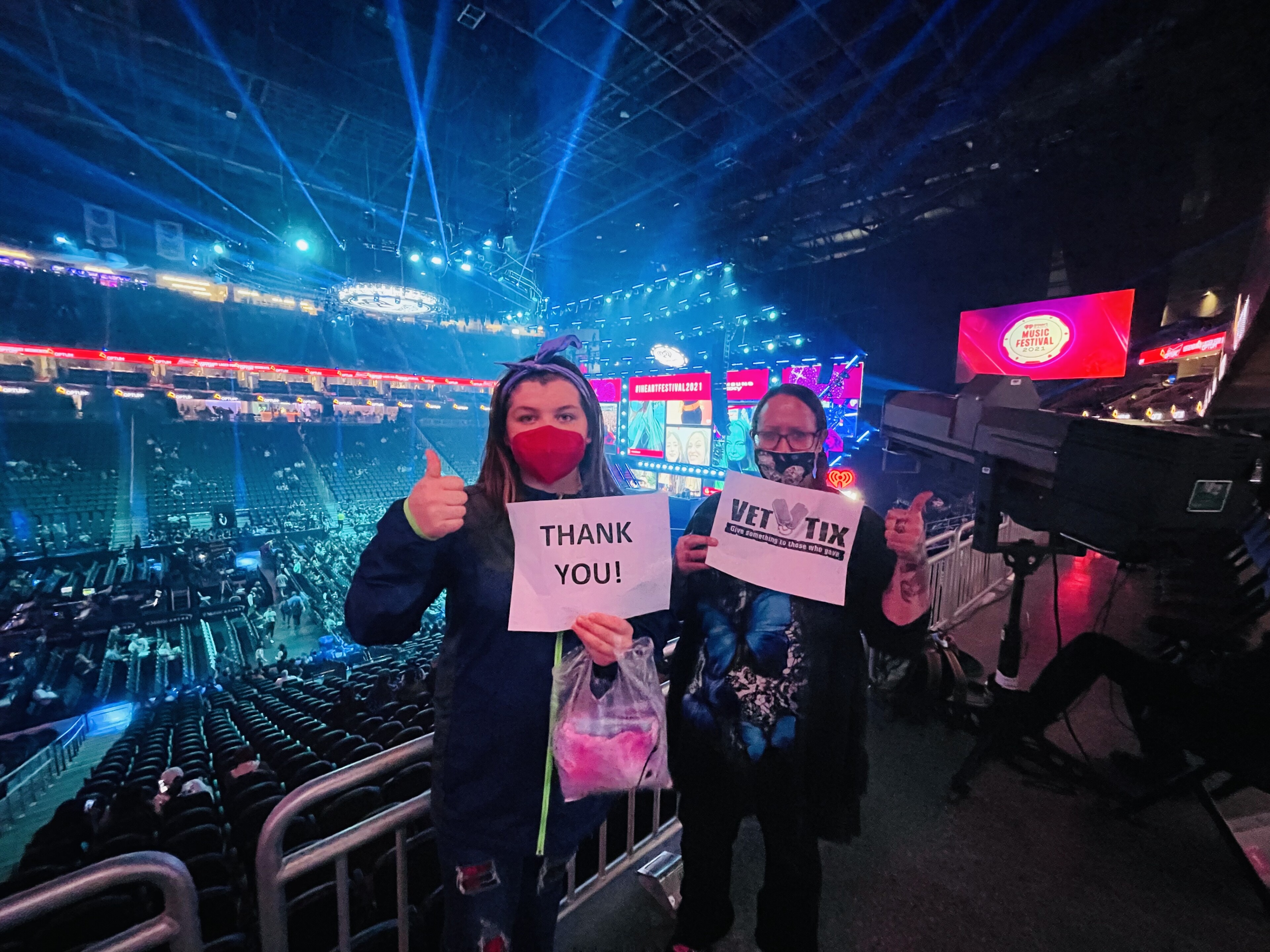 Iheartradio Music Festival - Billie Eilish, Coldplay, Journey, Khalid, Lil Baby and Sam Hunt