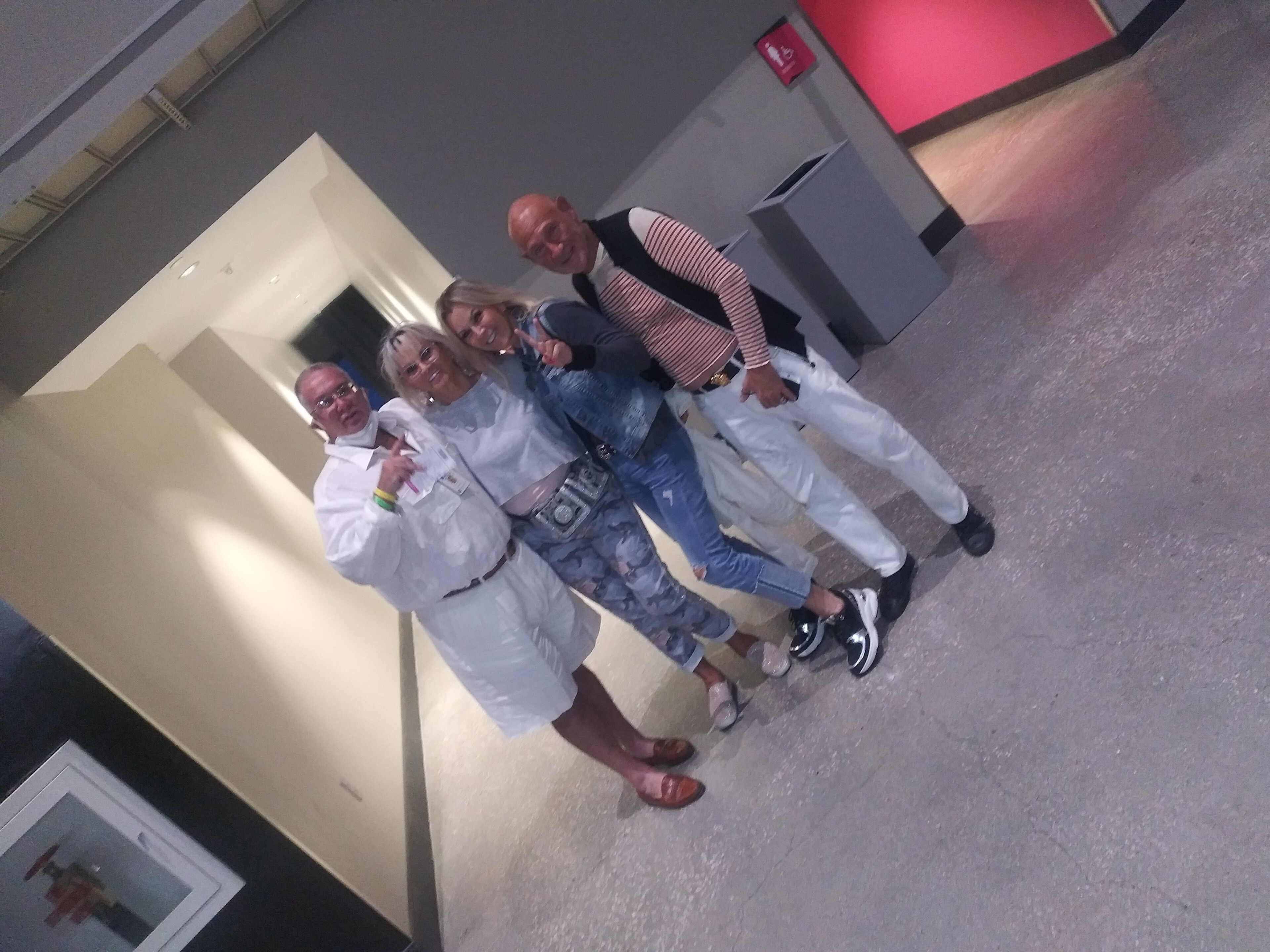 Iheartradio Music Festival - Billie Eilish, Coldplay, Journey, Khalid, Lil Baby and Sam Hunt