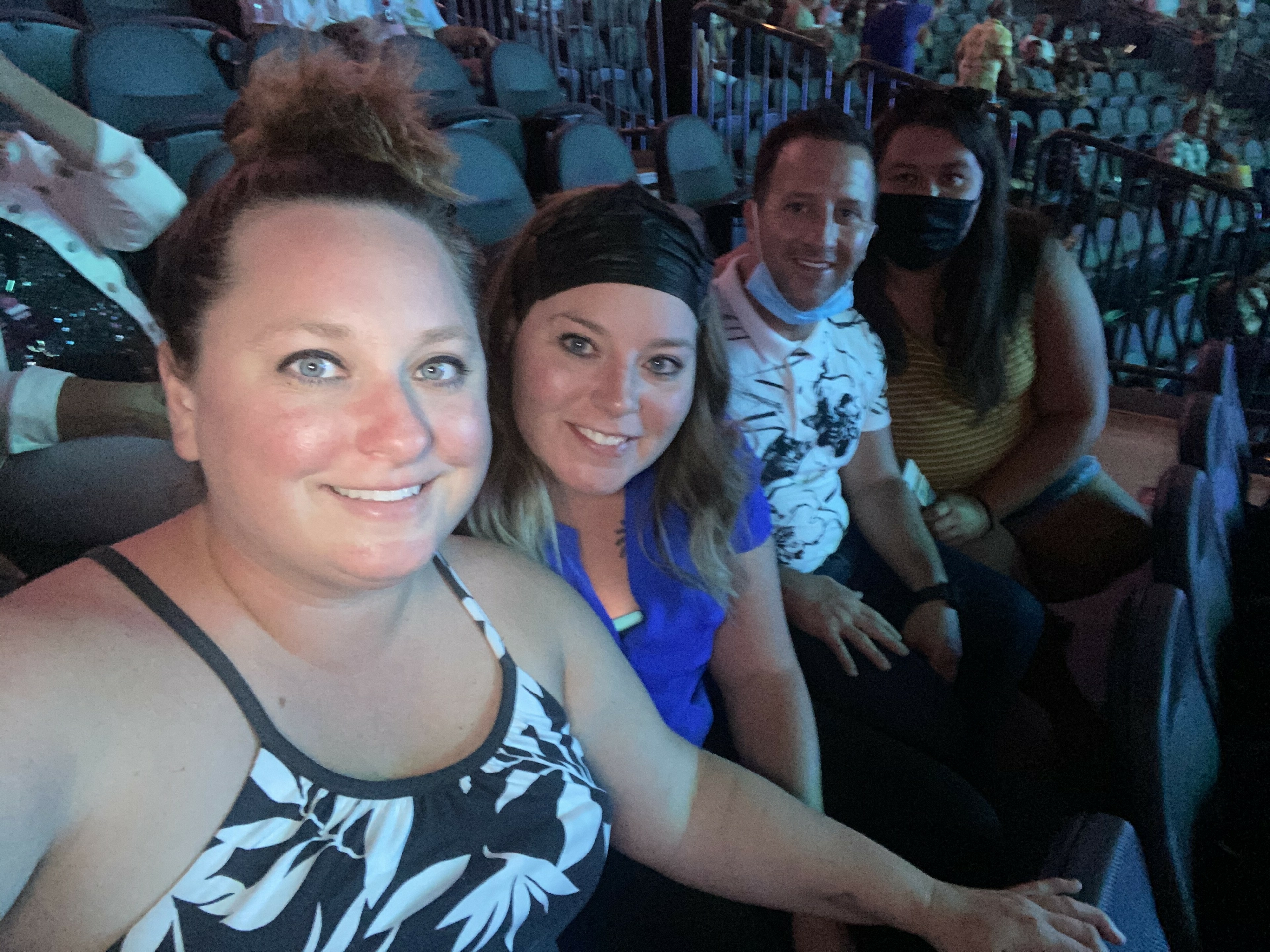 Iheartradio Music Festival - Billie Eilish, Coldplay, Journey, Khalid, Lil Baby and Sam Hunt