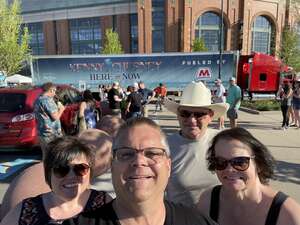 Kenny Chesney: Here and Now Tour -