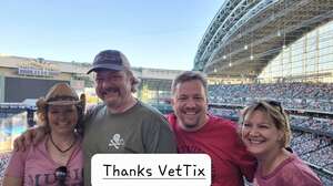 Kenny Chesney: Here and Now Tour -