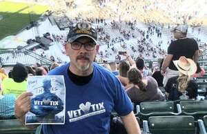 Kenny Chesney: Here and Now Tour -