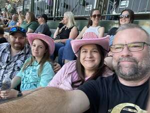 Kenny Chesney: Here and Now Tour -