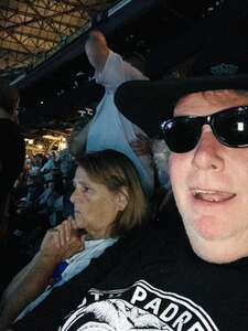 Kenny Chesney: Here and Now Tour -