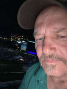 Kenny Chesney: Here and Now Tour -