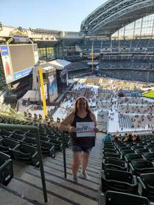 Kenny Chesney: Here and Now Tour -