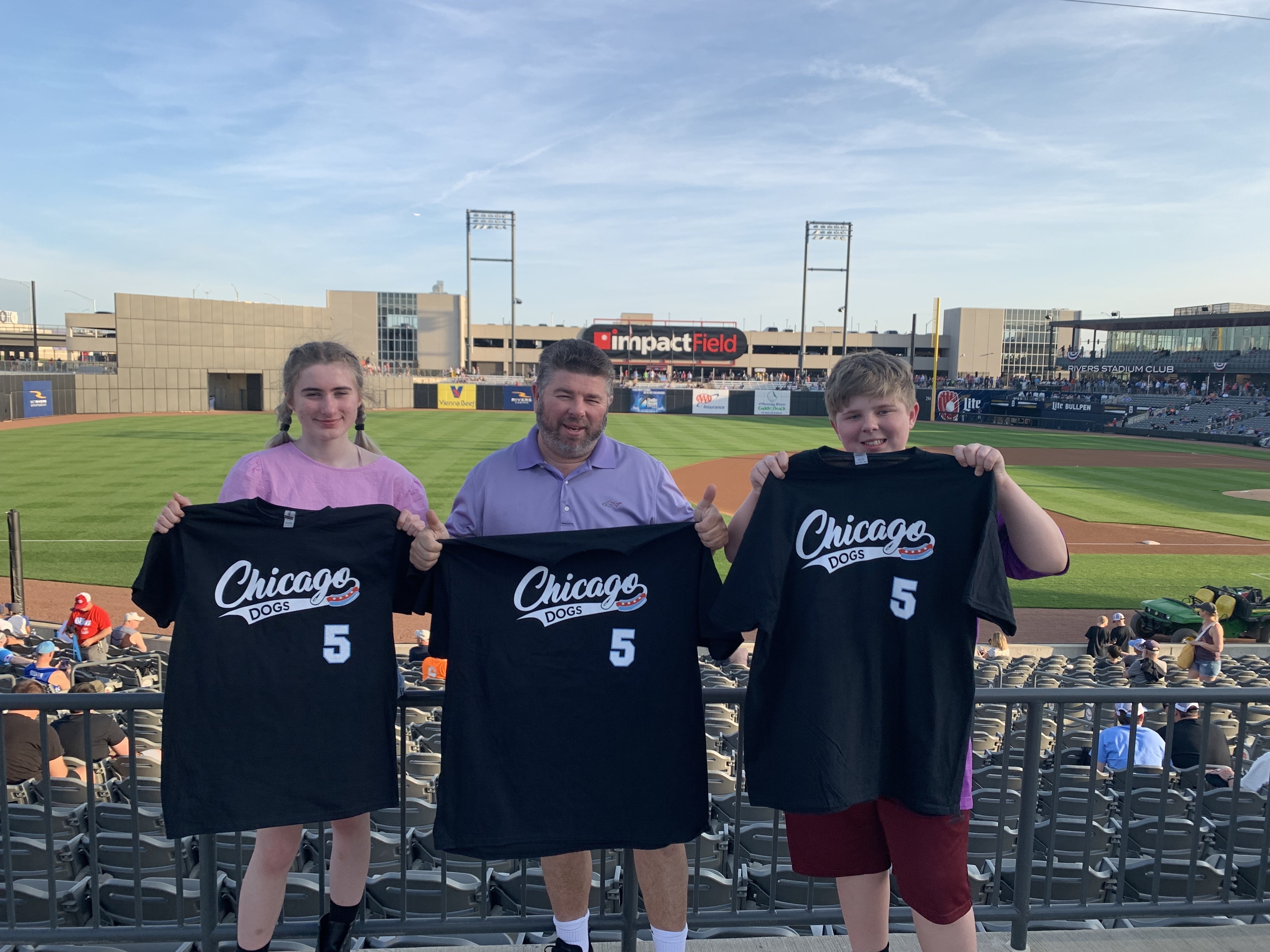 Chicago Dogs - MLB Partner League - vs. Gary Southshore Railcats - Opening Day Jersey Giveaway!