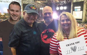 Chicago and Brian Wilson With Al Jardine and Blondie Chaplin