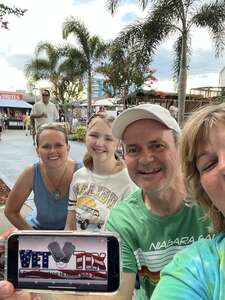 Chicago and Brian Wilson With Al Jardine and Blondie Chaplin