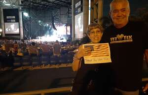 Chicago and Brian Wilson With Al Jardine and Blondie Chaplin