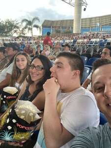 Chicago and Brian Wilson With Al Jardine and Blondie Chaplin