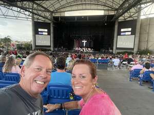 Chicago and Brian Wilson With Al Jardine and Blondie Chaplin