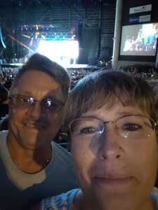 Chicago and Brian Wilson With Al Jardine and Blondie Chaplin