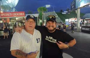 Chicago and Brian Wilson With Al Jardine and Blondie Chaplin