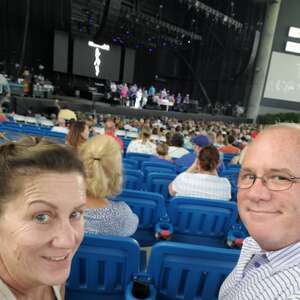 Chicago and Brian Wilson With Al Jardine and Blondie Chaplin