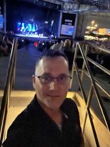 Chicago and Brian Wilson With Al Jardine and Blondie Chaplin