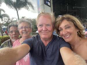 Chicago and Brian Wilson With Al Jardine and Blondie Chaplin