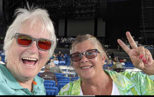 Chicago and Brian Wilson With Al Jardine and Blondie Chaplin