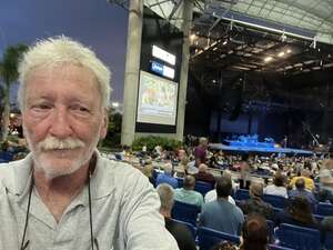 Chicago and Brian Wilson With Al Jardine and Blondie Chaplin