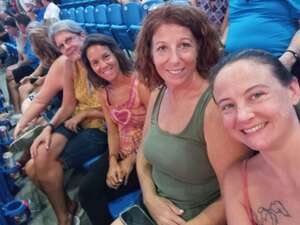 Chicago and Brian Wilson With Al Jardine and Blondie Chaplin