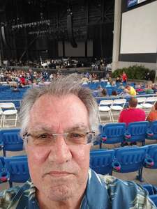 Chicago and Brian Wilson With Al Jardine and Blondie Chaplin