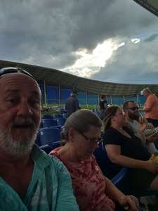 Chicago and Brian Wilson With Al Jardine and Blondie Chaplin