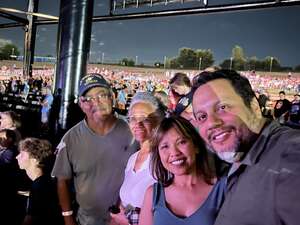 Chicago and Brian Wilson With Al Jardine and Blondie Chaplin