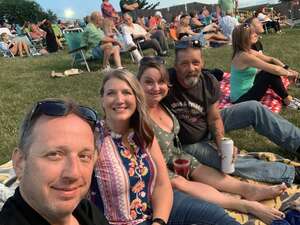 Chicago and Brian Wilson With Al Jardine and Blondie Chaplin