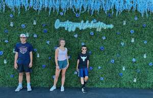 Chicago and Brian Wilson With Al Jardine and Blondie Chaplin