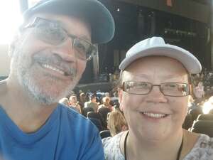 Chicago and Brian Wilson With Al Jardine and Blondie Chaplin