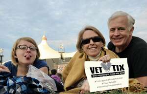 Train - Am Gold Tour