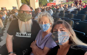 Chicago and Brian Wilson With Al Jardine and Blondie Chaplin