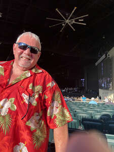 Chicago and Brian Wilson With Al Jardine and Blondie Chaplin