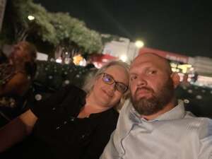 Chicago and Brian Wilson With Al Jardine and Blondie Chaplin