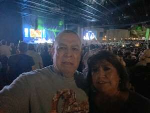 Chicago and Brian Wilson With Al Jardine and Blondie Chaplin