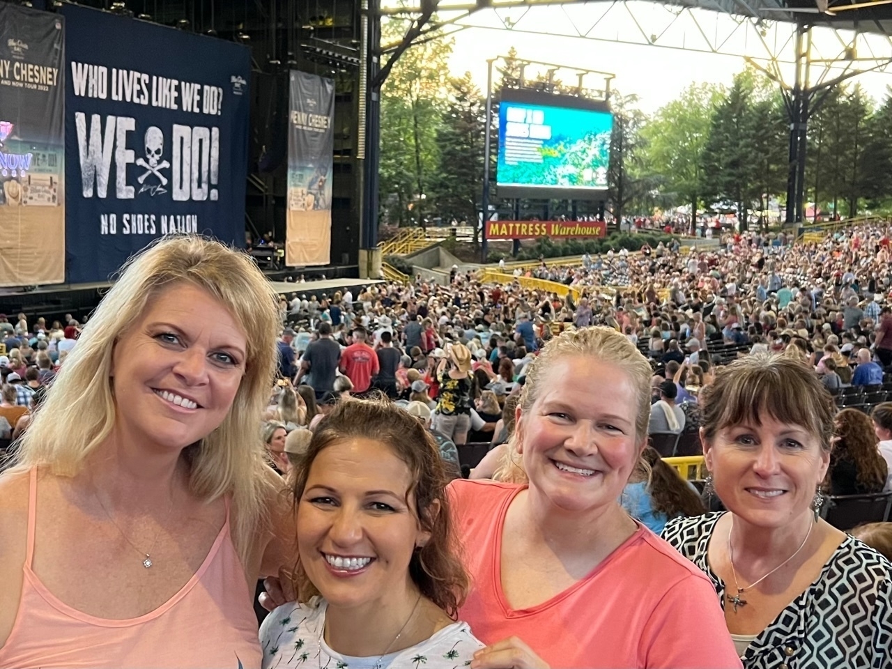 Kenny Chesney: Here and Now Tour