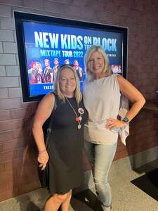 New Kids on the Block With Salt-n-pepa, Rick Astley, and En Vogue