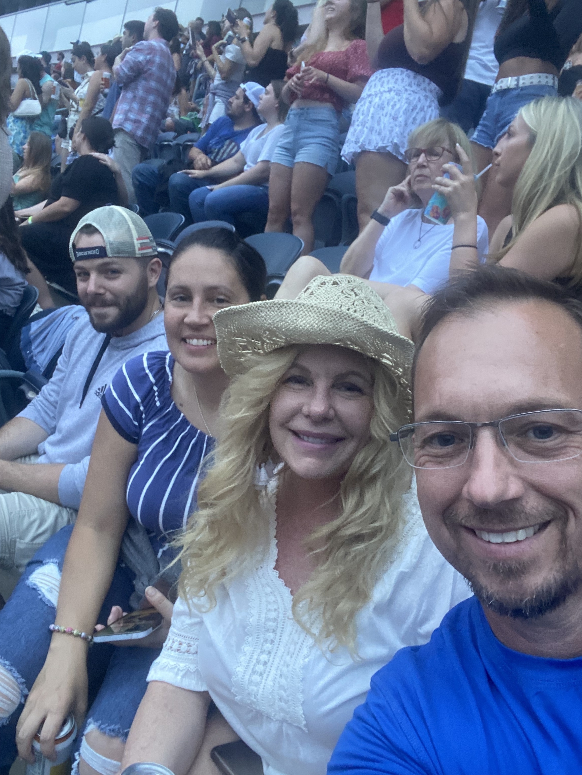 Kenny Chesney: Here and Now Tour