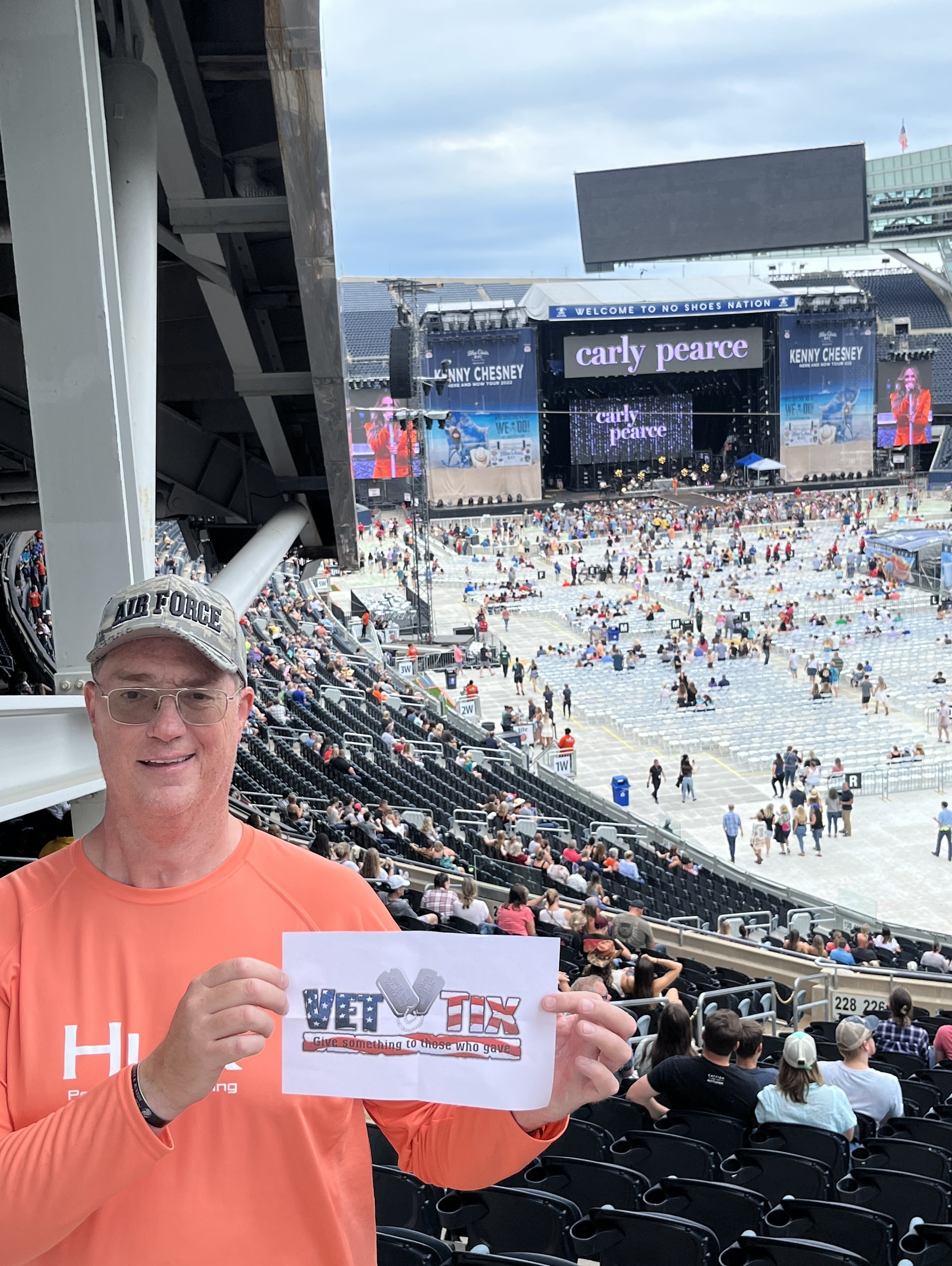 Kenny Chesney: Here and Now Tour